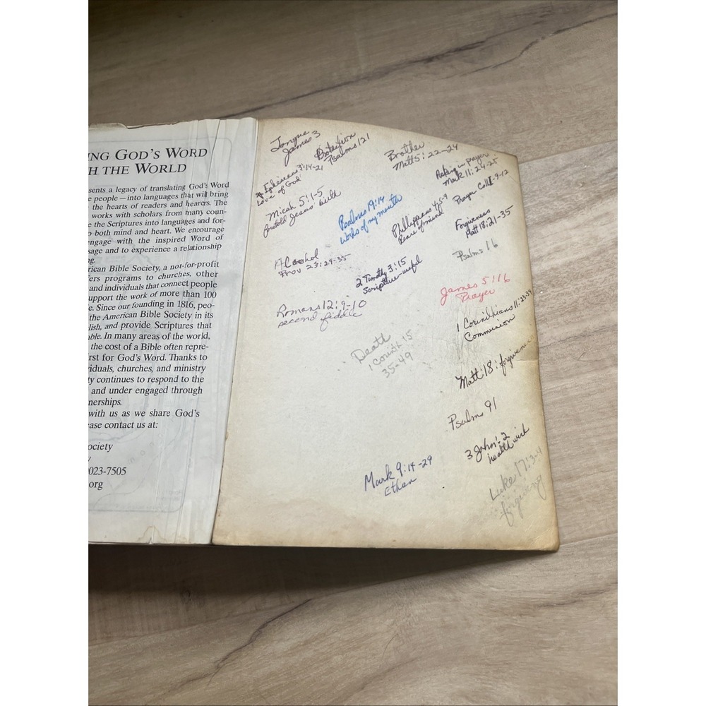 Large Print GOOD NEWS BIBLE 1992 VG American Bible Society - Picture 6 of 8
